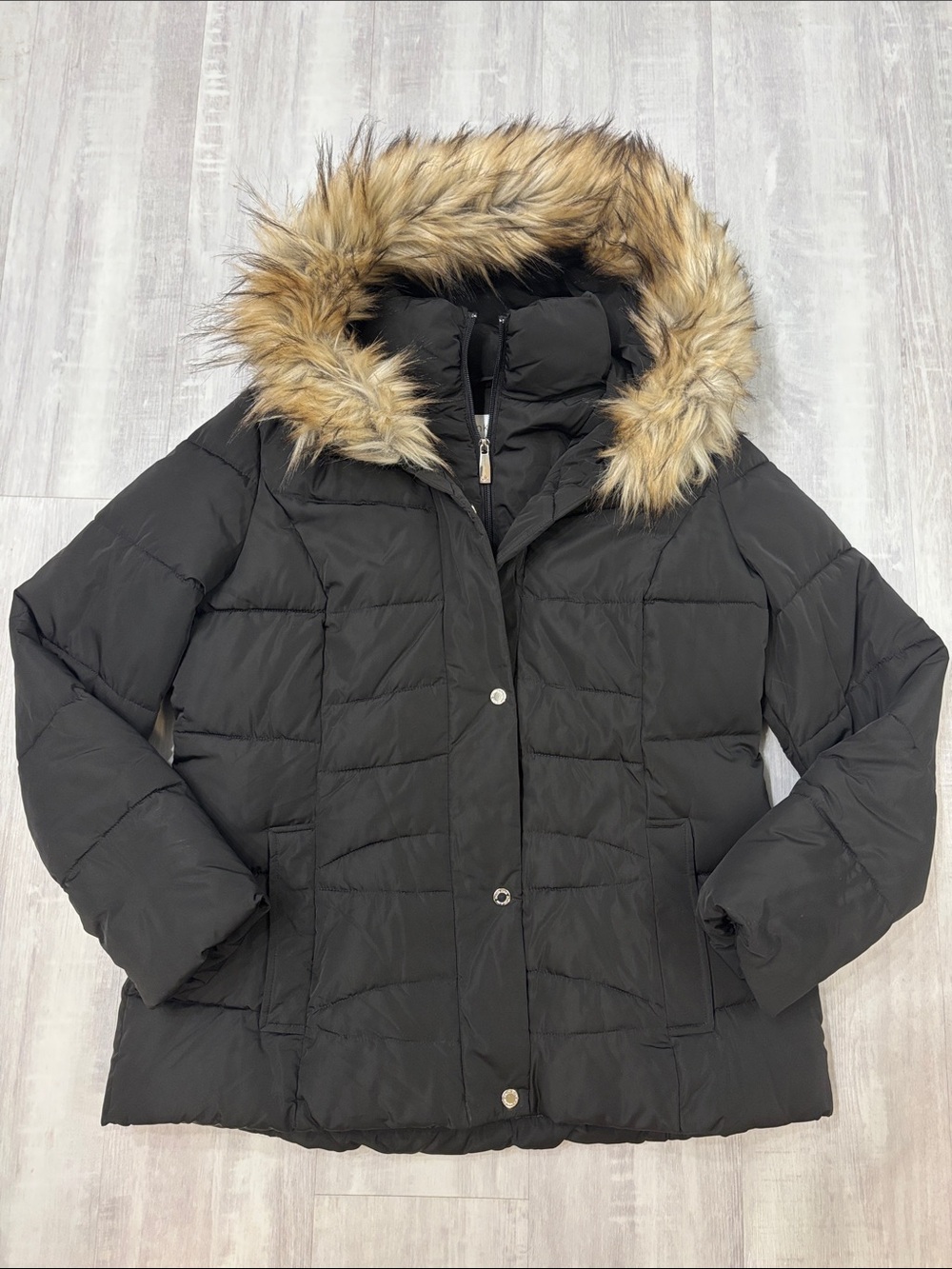 Calvin Klein Black Puffer Jacket with Faux Fur Hood Trim Large